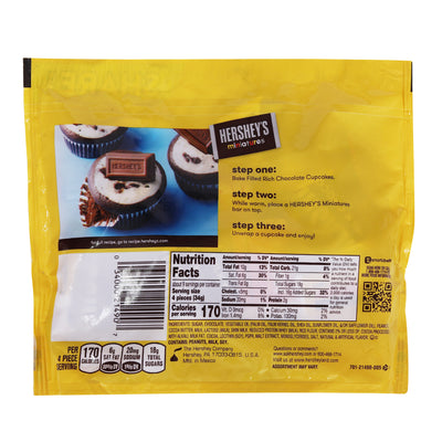 Back of a Hershey's Miniatures 294g chocolate package with cupcake recipe, nutritional information, and brand logo on a yellow background featuring KRACKEL Chocolate Bars.