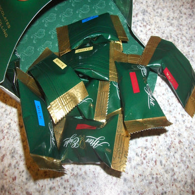 A box full of After Eight Mini Snack Bag 150g.