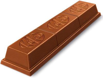 Four-piece Kit Kat Chunky Milk Bar 40g with the brand logo imprinted on each milk chocolate segment.