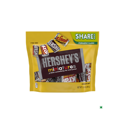The Hershey's Miniatures 294g candy bar, part of the Hershey's Miniatures Assortment, is a delightful chocolate bar.
