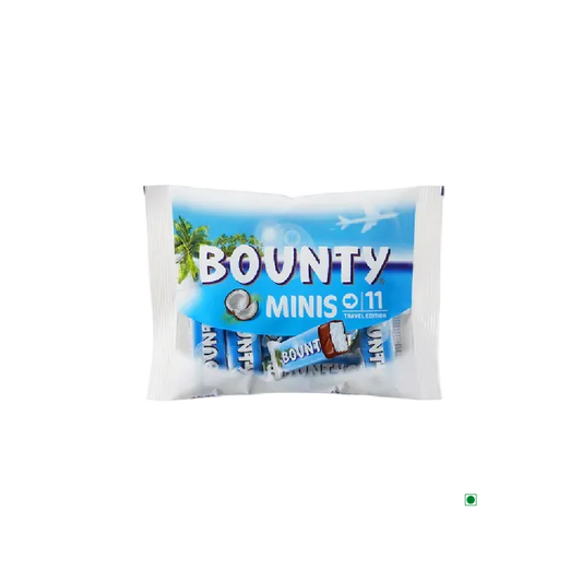 A sealed Bounty Minis Bag 333g in mini format containing 11 pieces. The packaging boasts a tropical beach scene with palm trees and a blue sky, evoking a holiday escape, making it perfect for enjoying your favorite Bounty bars wherever you are, even in the Netherlands.